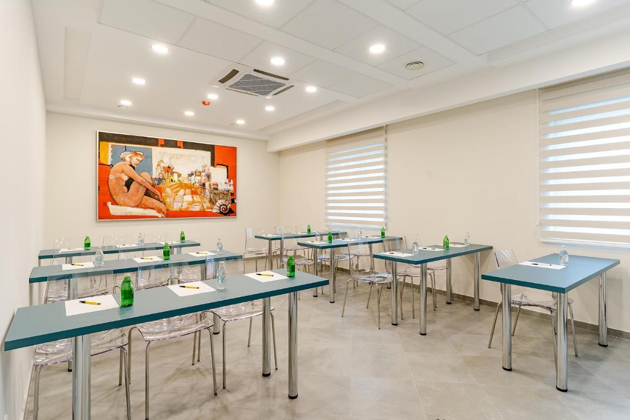 Rubicon Garni Hotel Kragujevac Exterior photo